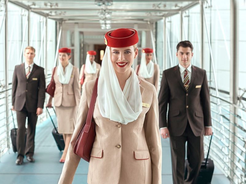 Emirates Airlines assume assistenti di volo nel 2024