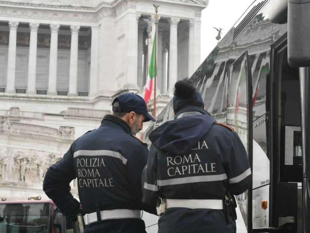 Comune di Roma, Concorso 800 Vigili Urbani: guida completa alle prove d’esame e preparazione efficace