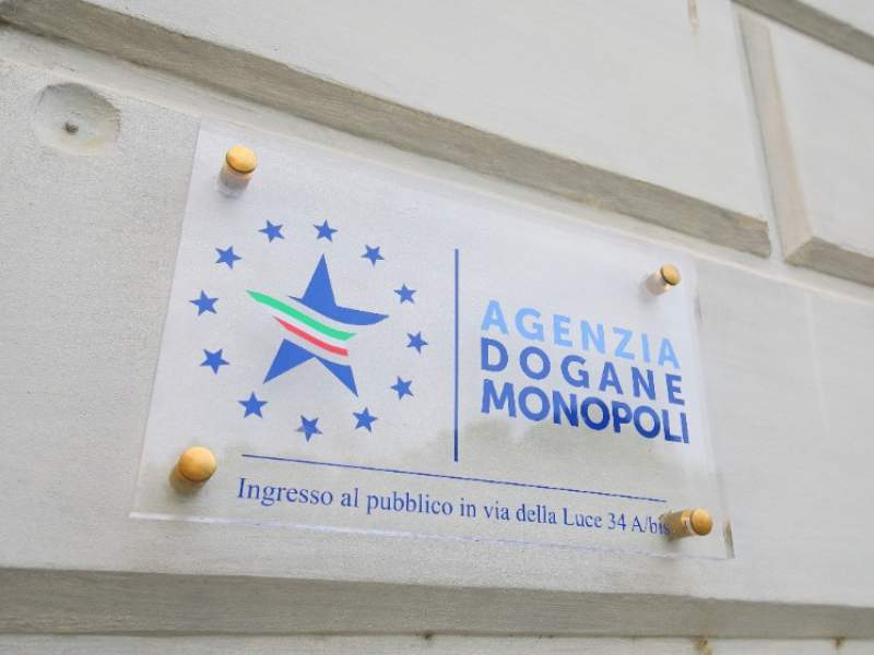 Concorso Agenzia Dogane 2024: il calendario delle prove