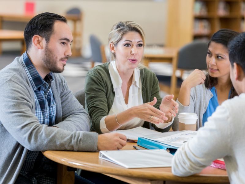 Proroga collaboratori scolastici PNRR e Agenda SUD: il Ministero fornisce chiarimenti alle scuole