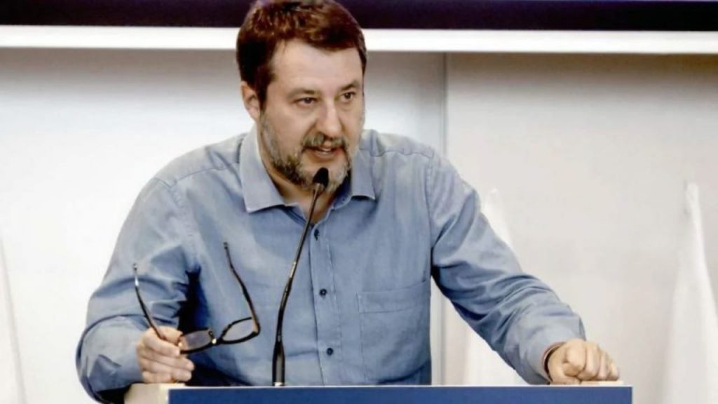 Decreto Salva Casa: chi favorisce e chi penalizza | Salvini difende: ” Ci sono 170mila pratiche di condono pendenti”