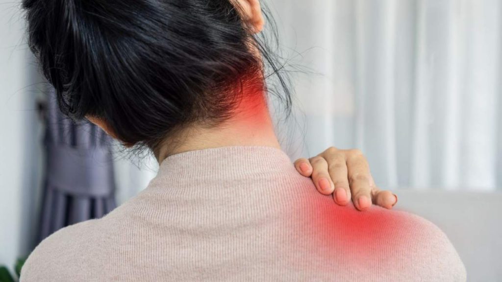 Fibromialgia: lo studio rivela che il 5% della popolazione ne soffre | Sintomi e cure di questa patologia